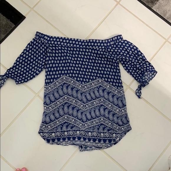 Francesca's Collections Tops - Small Strapless Top small